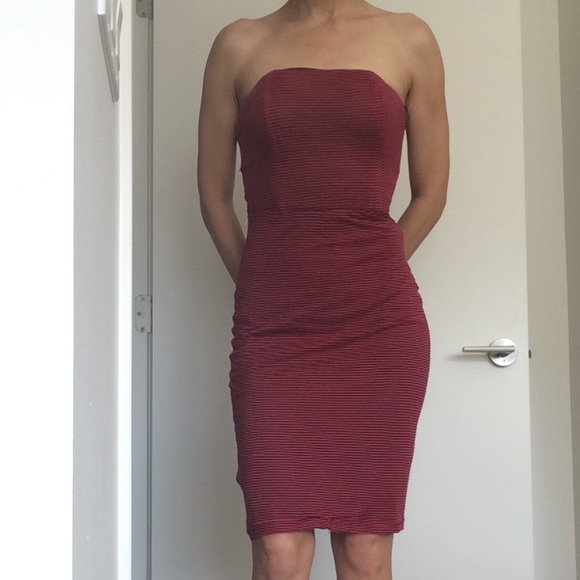 McQ by Alexander McQueen Dresses & Skirts - ⭐️McQ Red strapless summer dress